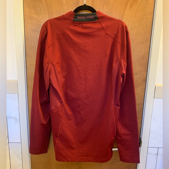 NWT Nike Pro Dri Fit long sleeve - Picture 3 of 3